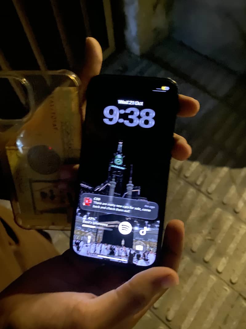 Apple iPhone 13 4