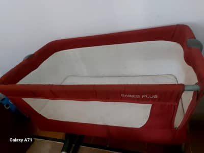 baby cot with mattress