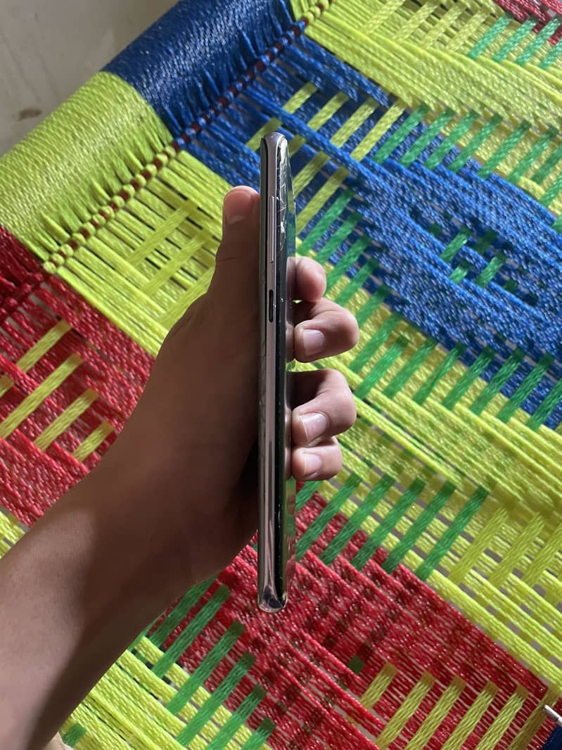 Samsung Mobile S8 2