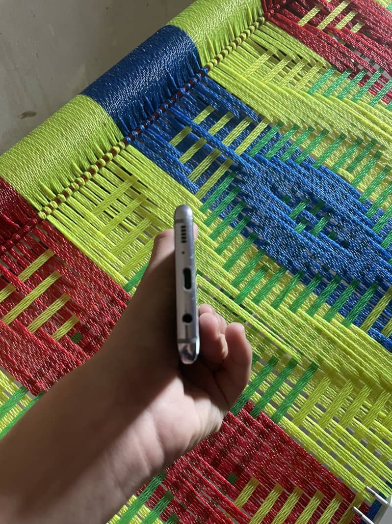 Samsung Mobile S8 5
