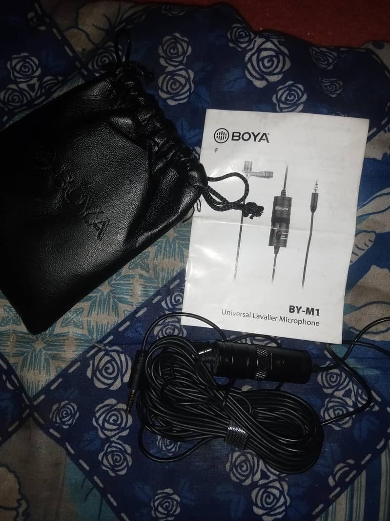 universal Lavalier microphone 1