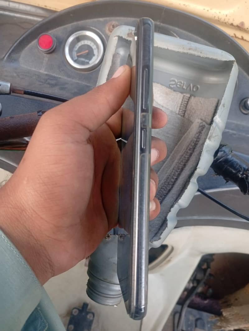 Samsung Mobile A32 1