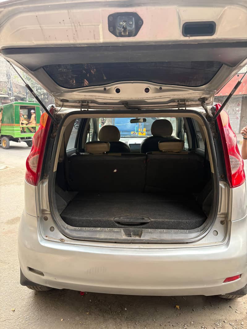 Nissan Note 2007 6
