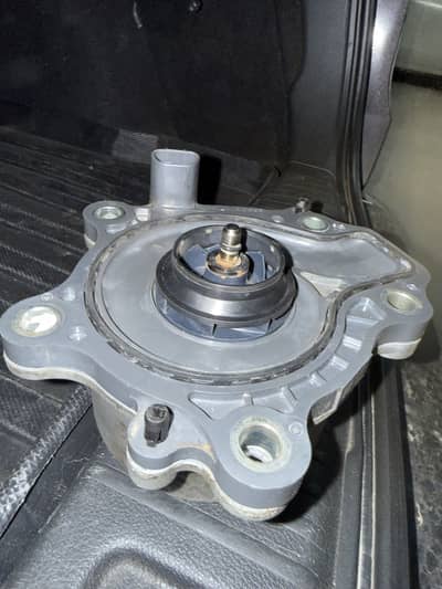 honda vezel water pump/ water body