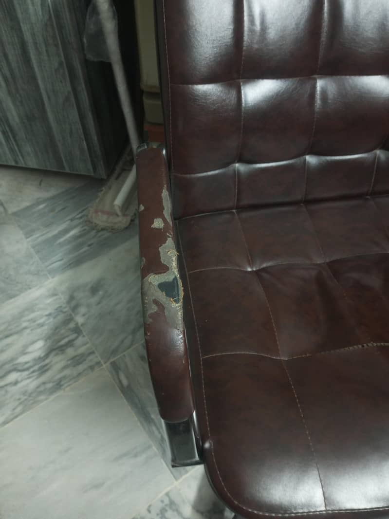Computer  Office chair 1