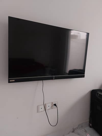 CHANGHONG RUBA SMART TV, NEED TO SELL URGENTLY