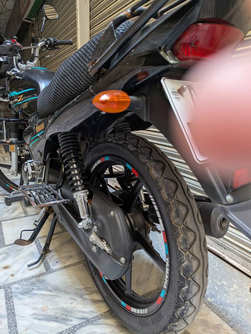 Yamaha 4