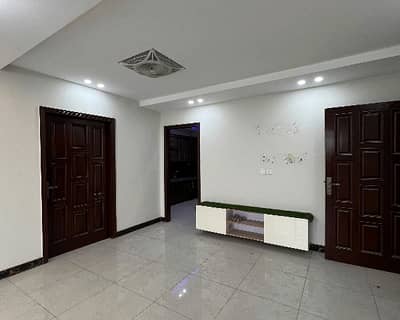 Prominently-Located 947 Square Feet Flat Available In Bahria Orchard Phase 4 - Block G1