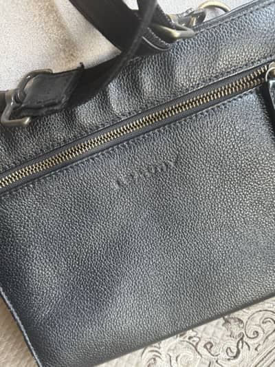 Leather men’s crossbody / shoulder bag