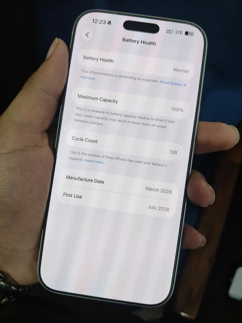 Apple iPhone 17 Pro Max 6