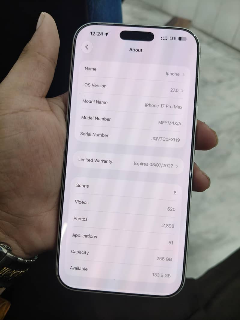 Apple iPhone 17 Pro Max 7