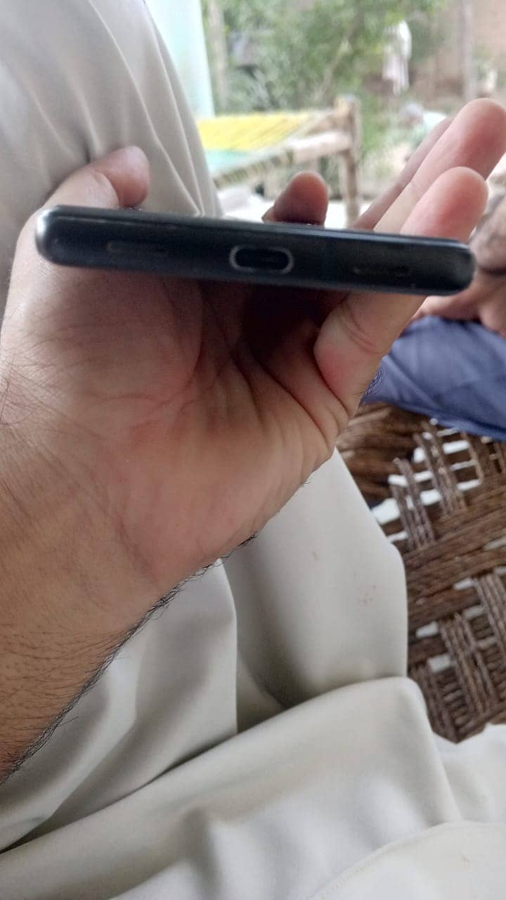 Google Pixel 6a 4