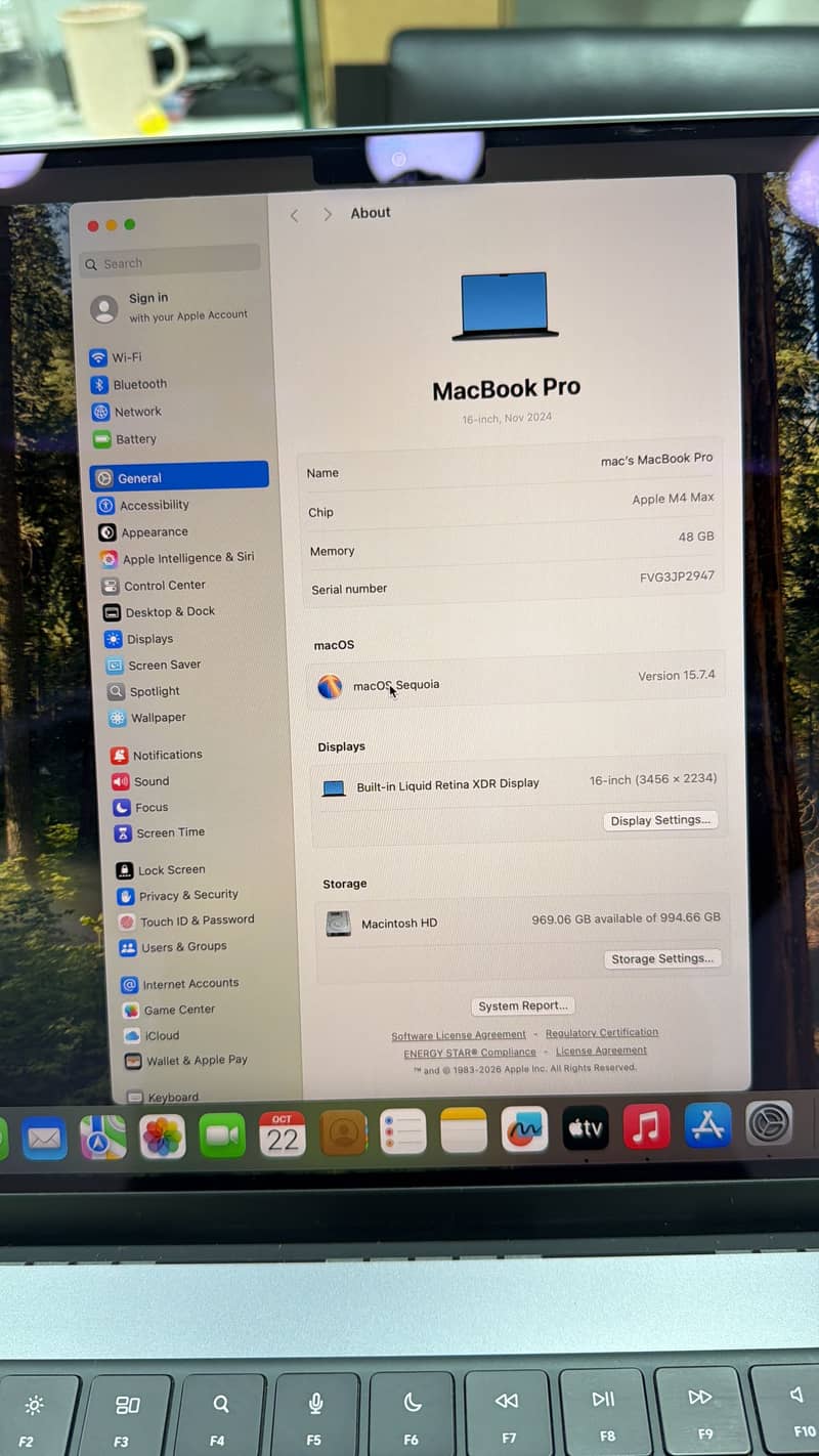 MacBook M4 Max 6