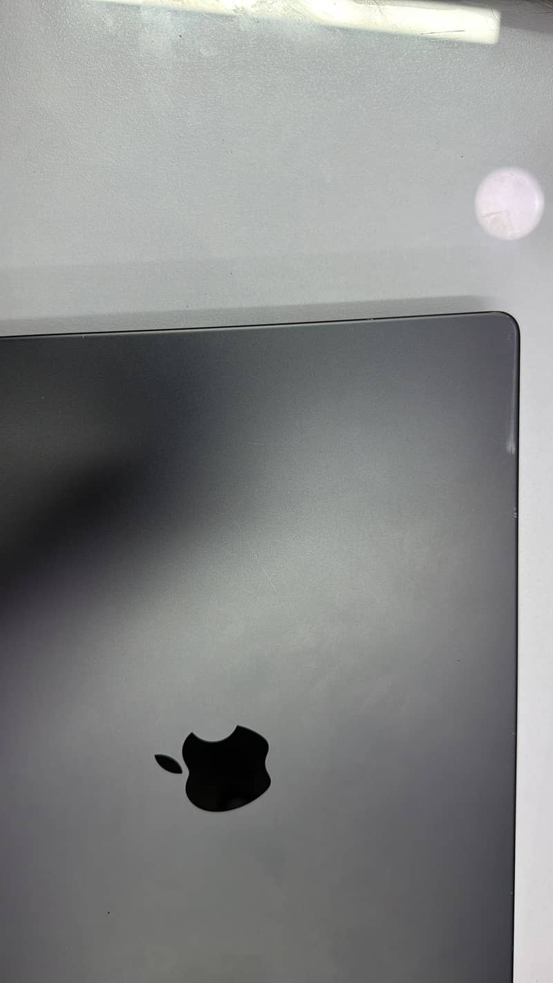 MacBook M4 Max 7