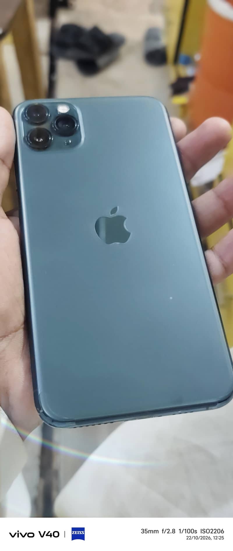 Apple iPhone 11 Pro Max 5
