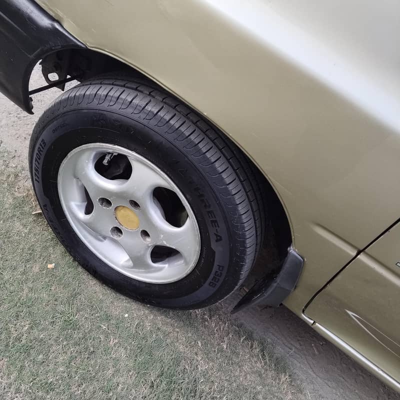 KIA Classic 2001 7