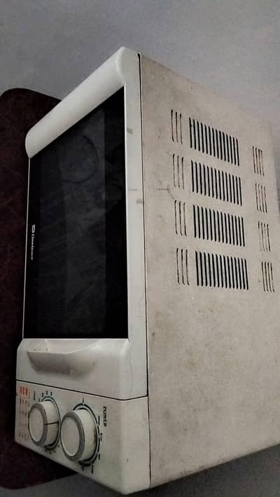 microwave oven for sale good condition