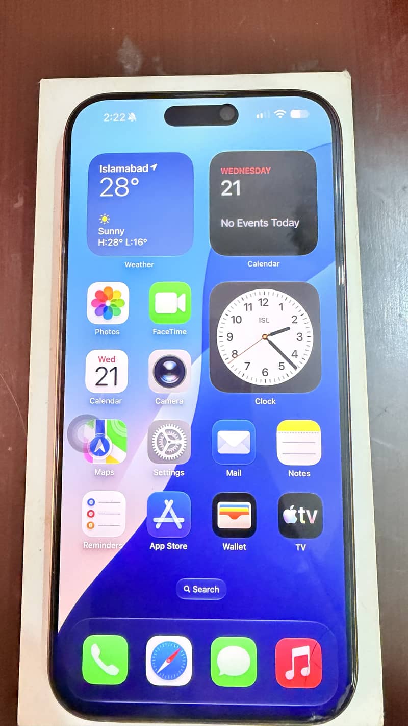 Apple iPhone 16 Pro Max 3