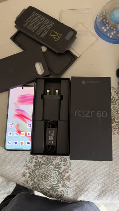 Motorola Razr 60