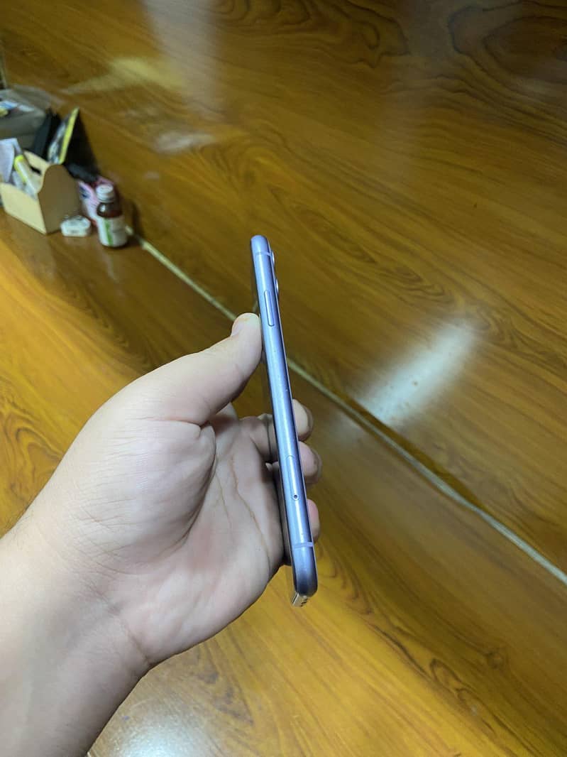 Apple iPhone 11 2