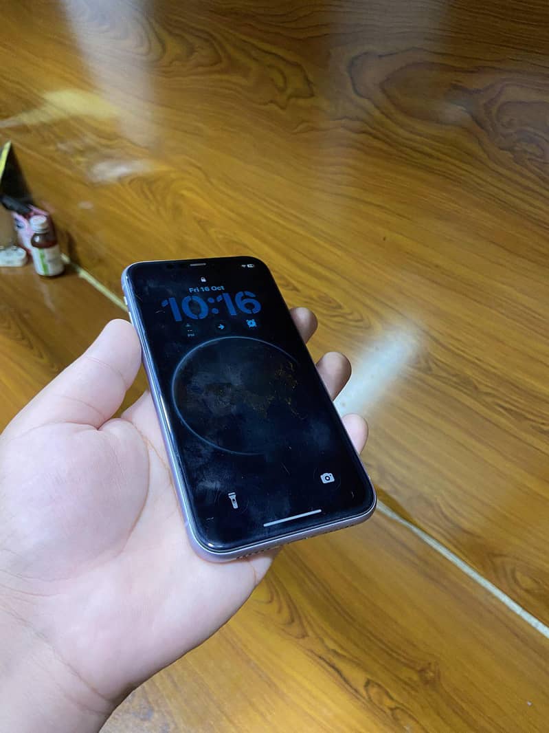 Apple iPhone 11 6