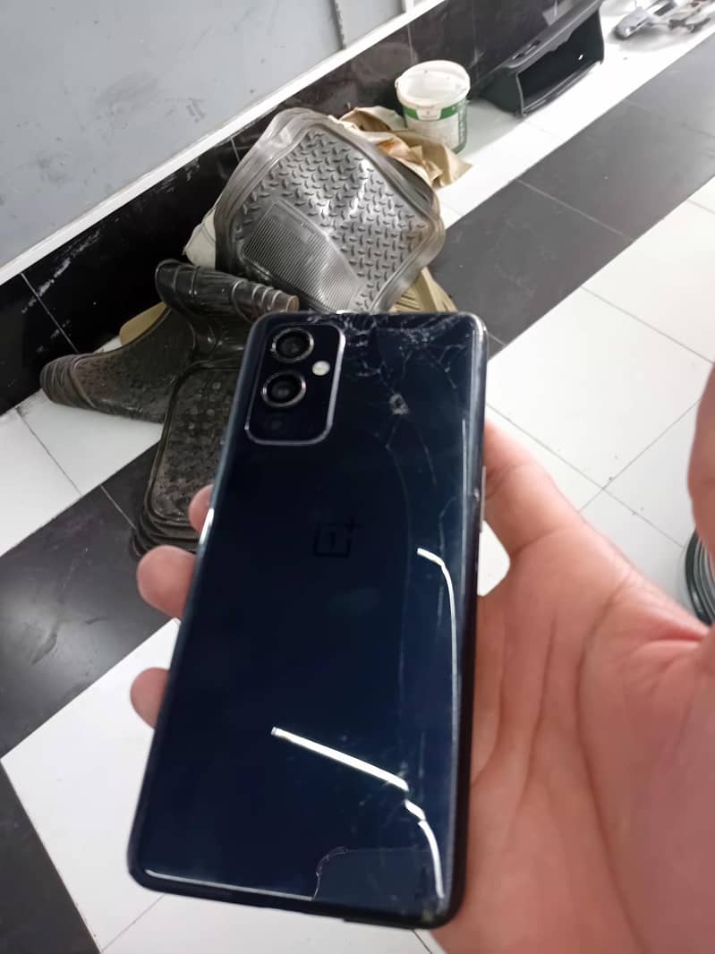 One Plus 9 5G 0