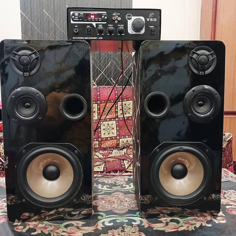 speakers 2