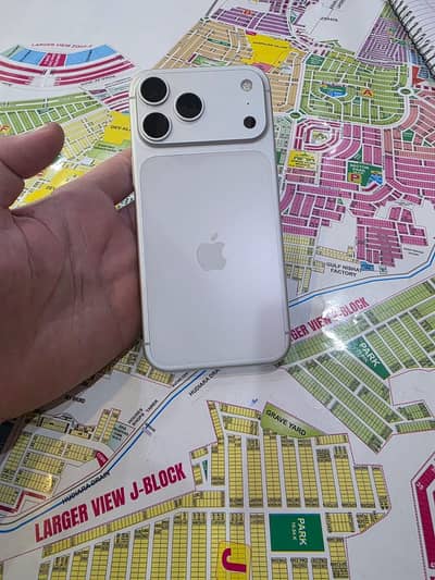 iPhone 17 Pro Max 512 gb Pta 100 health