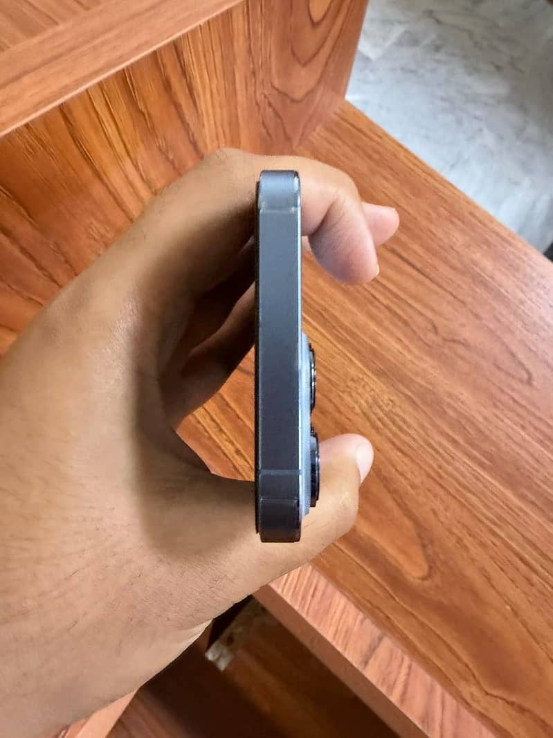 Apple iPhone 13 Pro 5