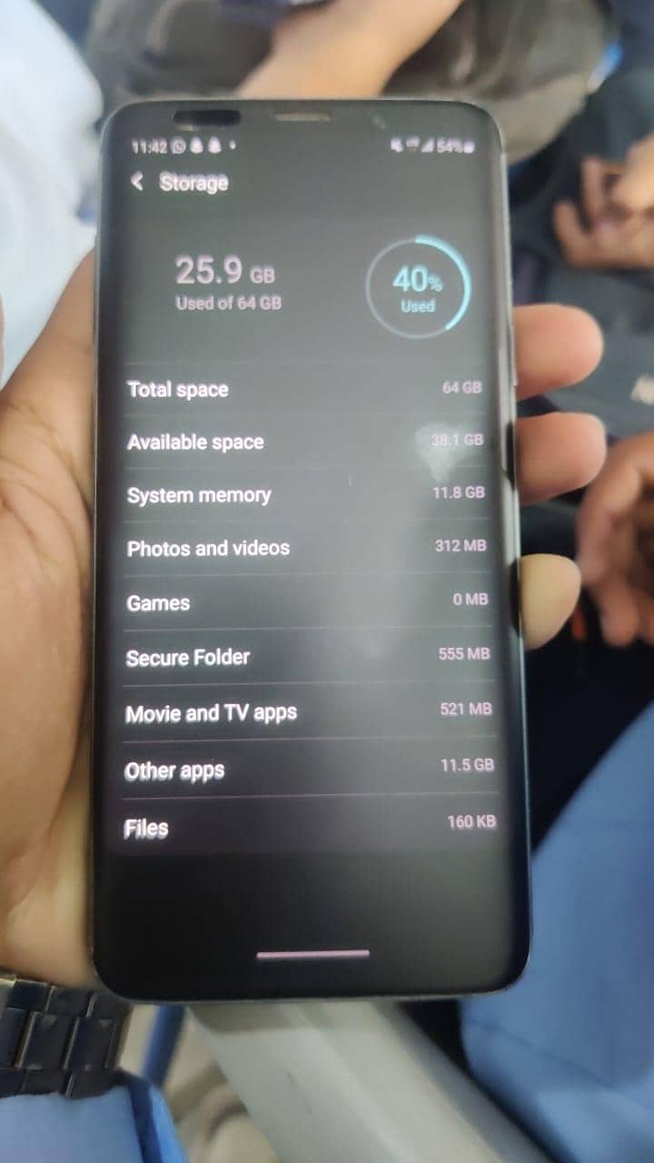 Samsung Mobile S9 Plus 6