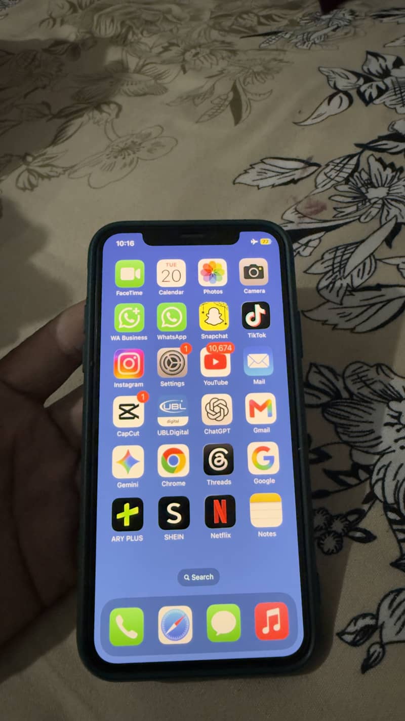 Apple iPhone XS 1