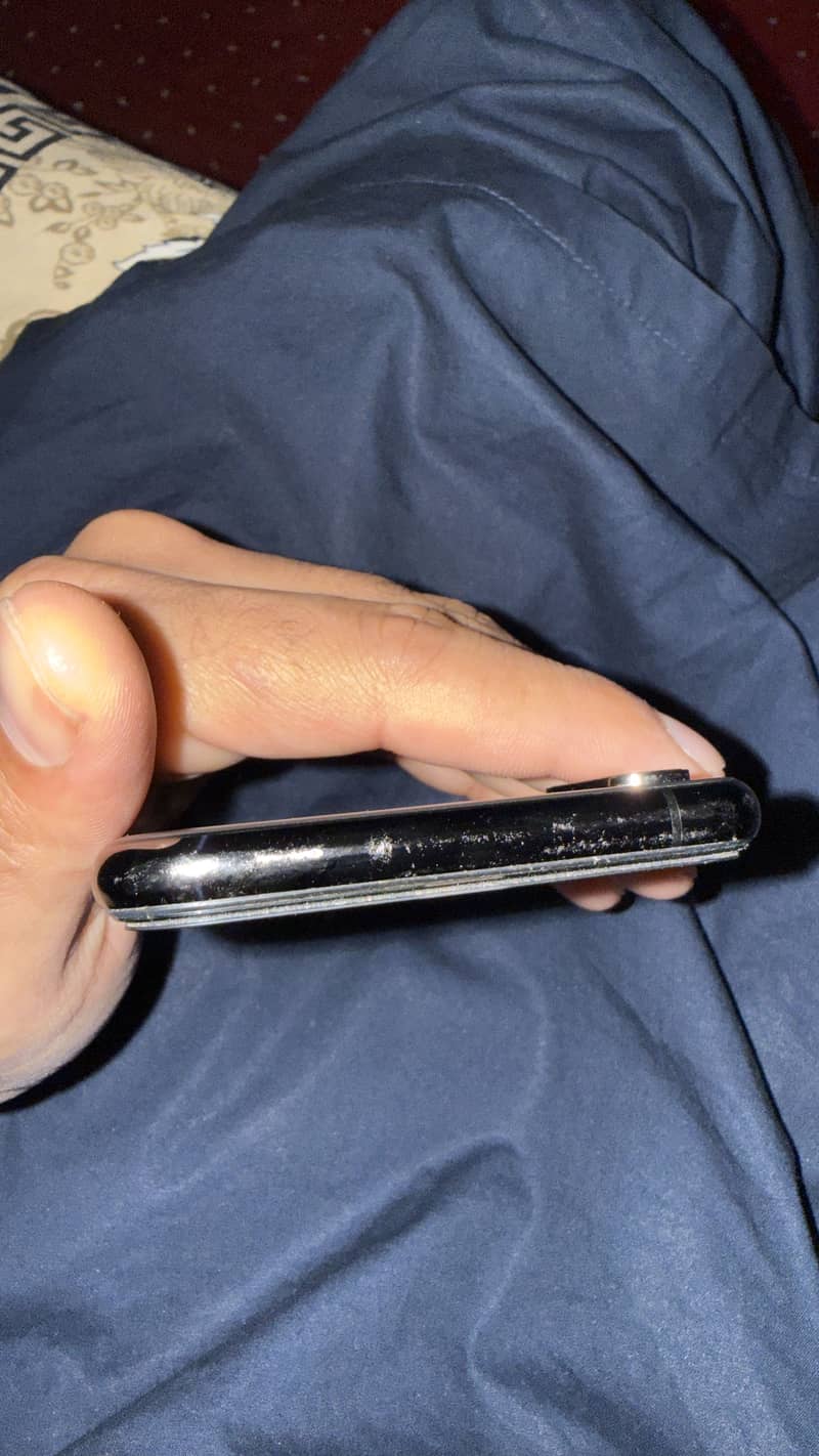 Apple iPhone XS 5