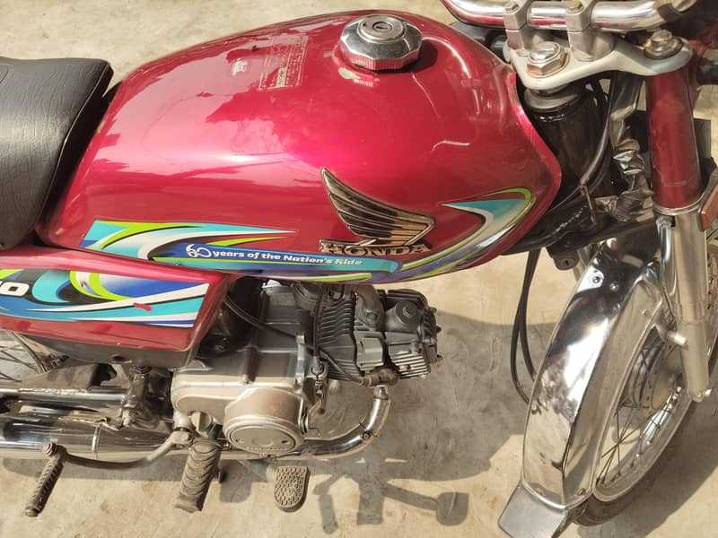 Honda CD 70cc 3