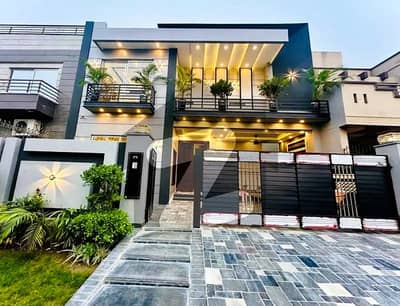 10 Marla Adorable Bungalow On Top Location For Sale in DHA Phase 7 Lahore
