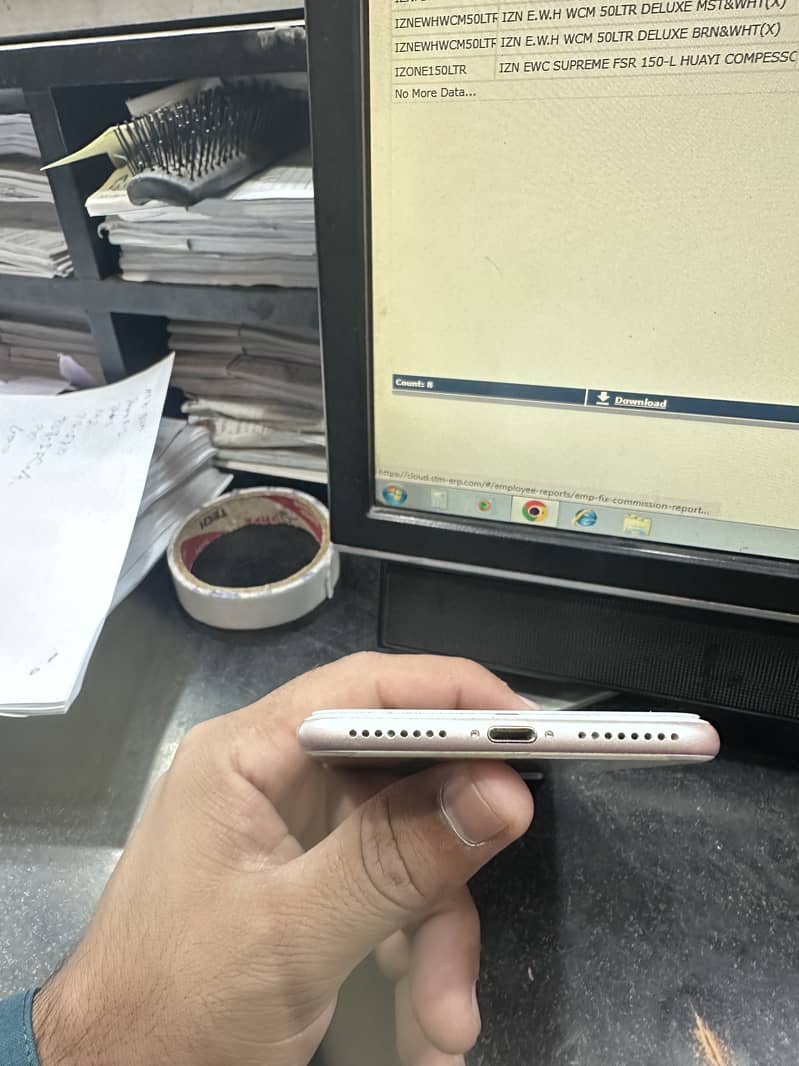 Apple iPhone 7 Plus 4