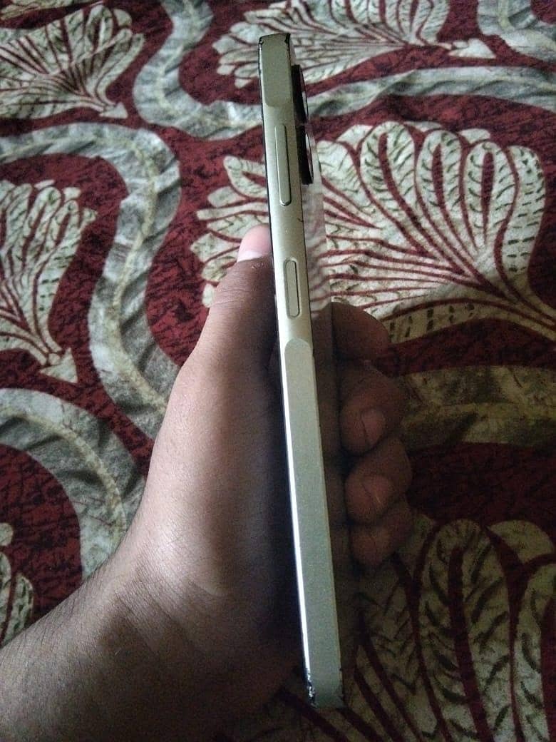 Samsung Mobile A06 1