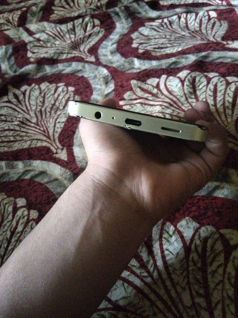 Samsung Mobile A06 2