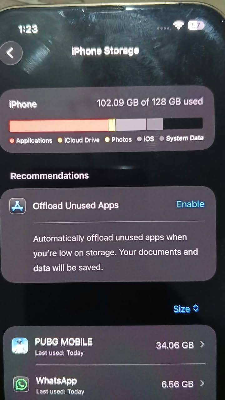 Apple iPhone 13 Pro Max 4