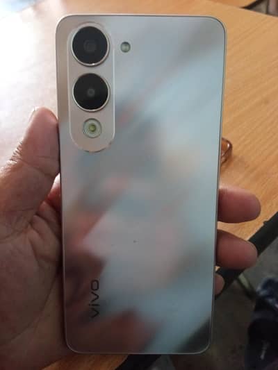 Vivo Y04