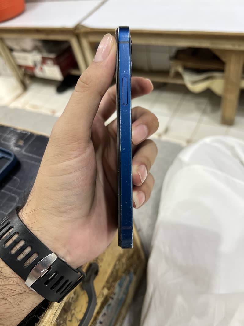 IPhone 12 (PTA APPROVED) 1