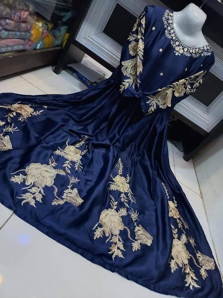 Silk Maxi suit 1