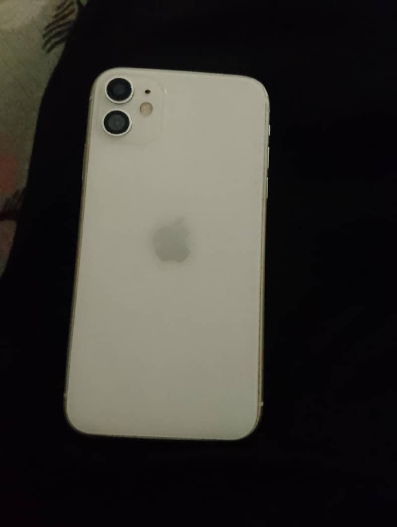 Apple iPhone 11 0