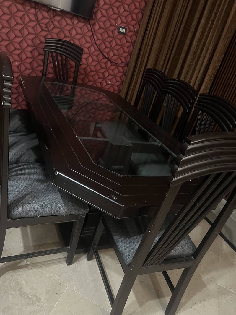  Dining Table with 6 Chairs 1