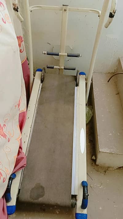 Manual treadmill walking machine non electric home gym use
