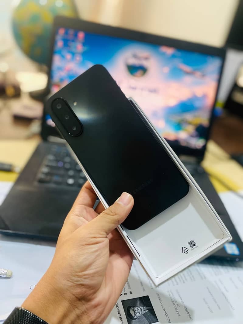 Samsung Mobile A17 3