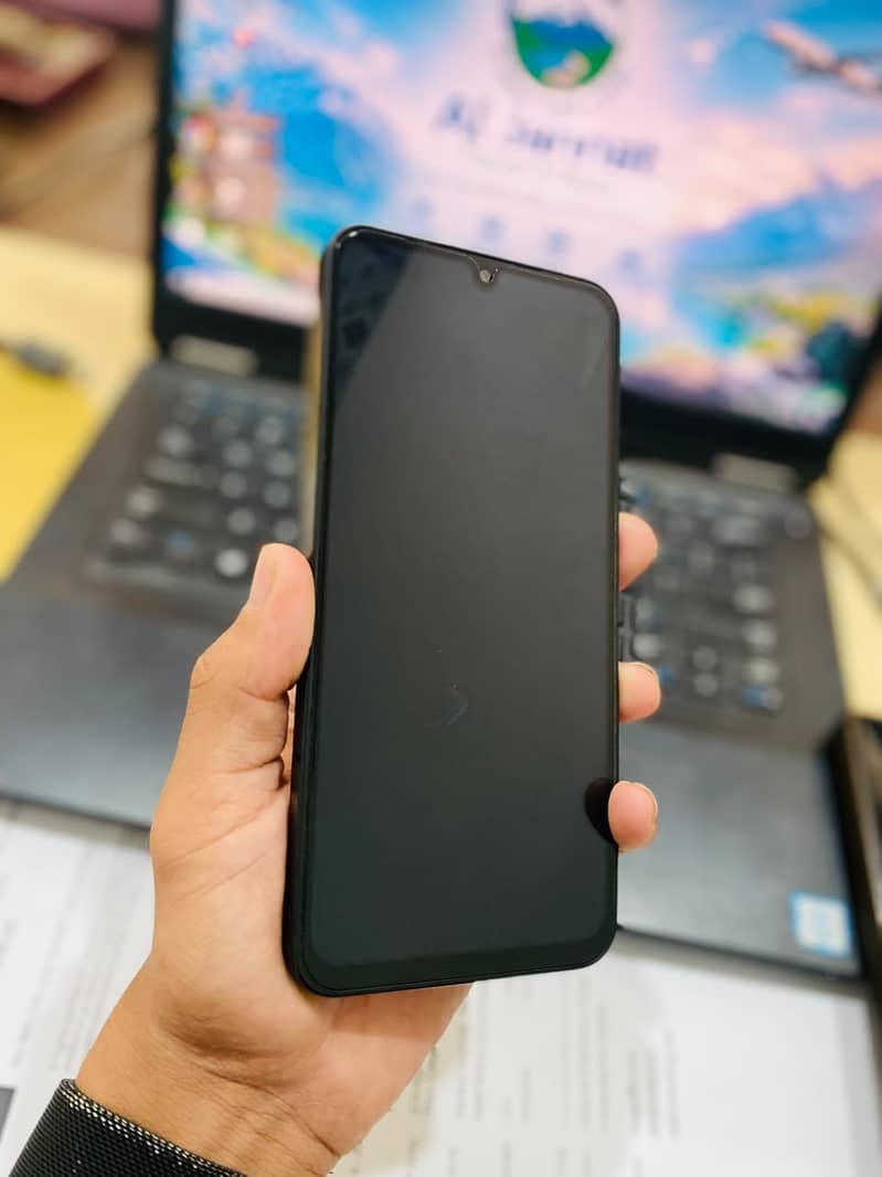 Samsung Mobile A17 6