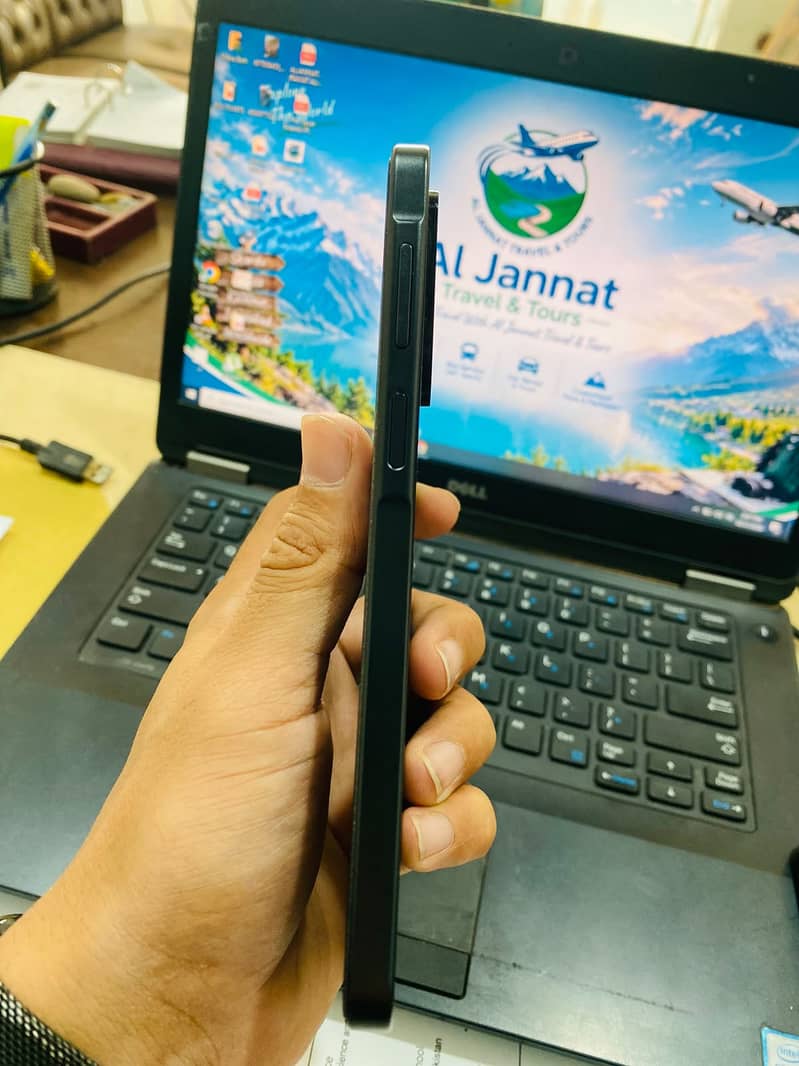 Samsung Mobile A17 8