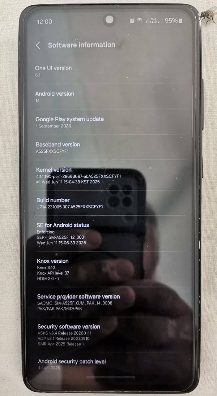 Samsung Mobile A52 2