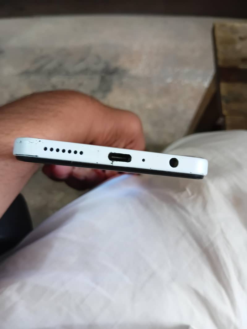 Tecno Camon 19 4