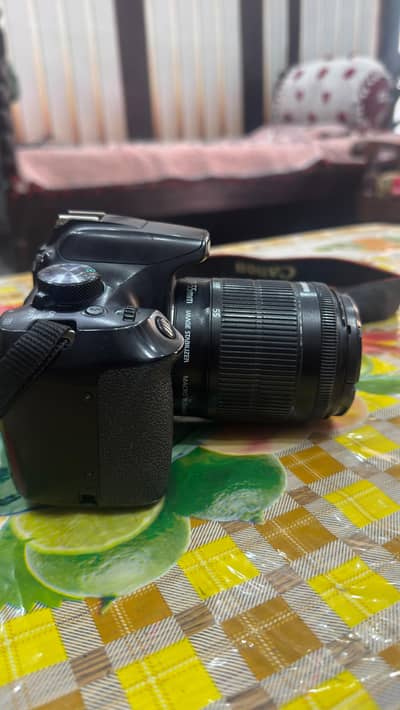 canon EOS1300D